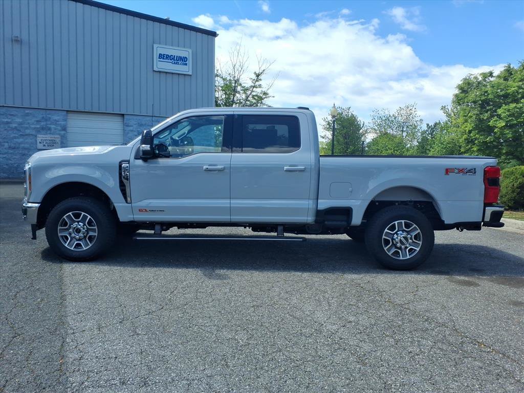 New 2026 Ford F250 4x4 Crew Cab Super Duty image 6