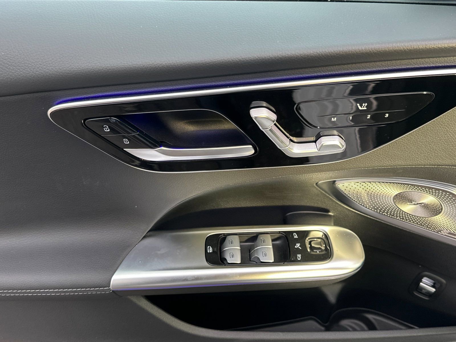 New 2026 Mercedes-Benz C 300 4MATIC Sedan image 11