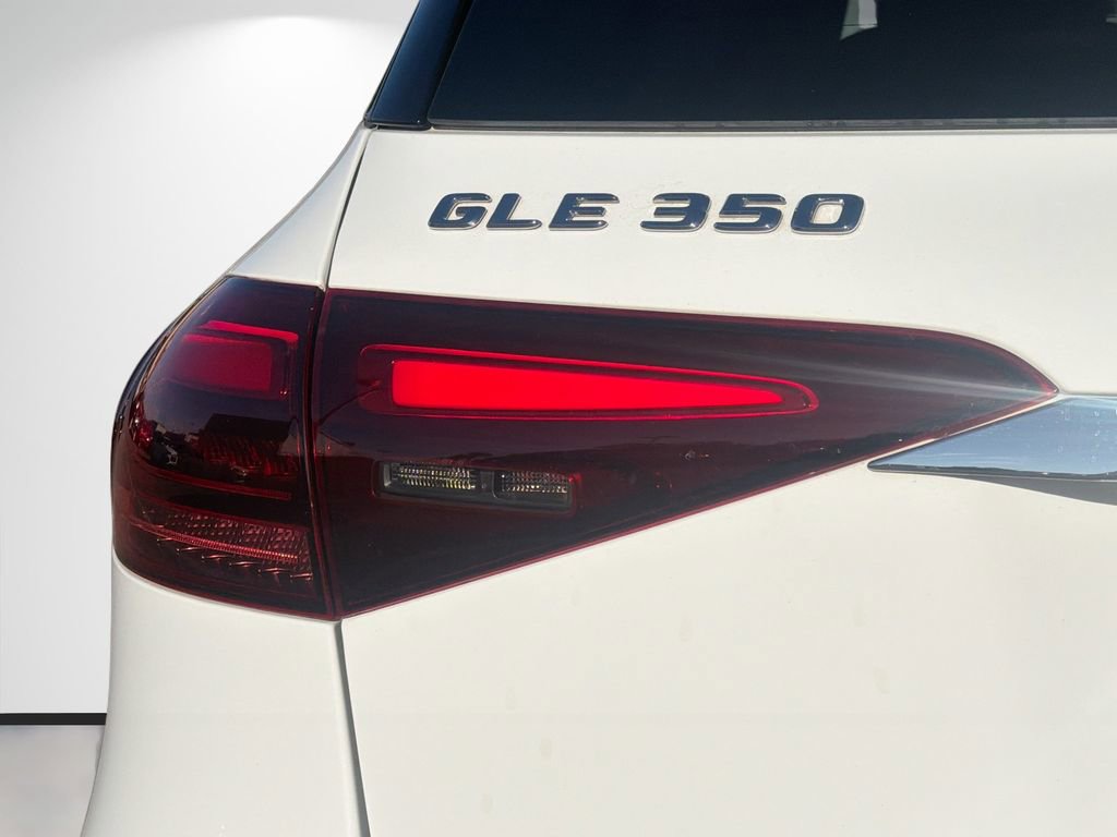 Used 2024 Mercedes-Benz GLE 350 4MATIC image 11