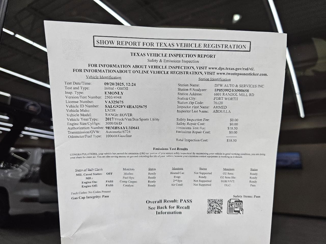 Used 2017 Land Rover Range Rover HSE image 44