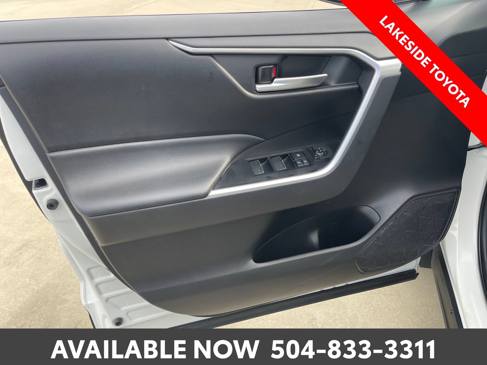 Certified 2025 Toyota RAV4 XLE FWD image 24