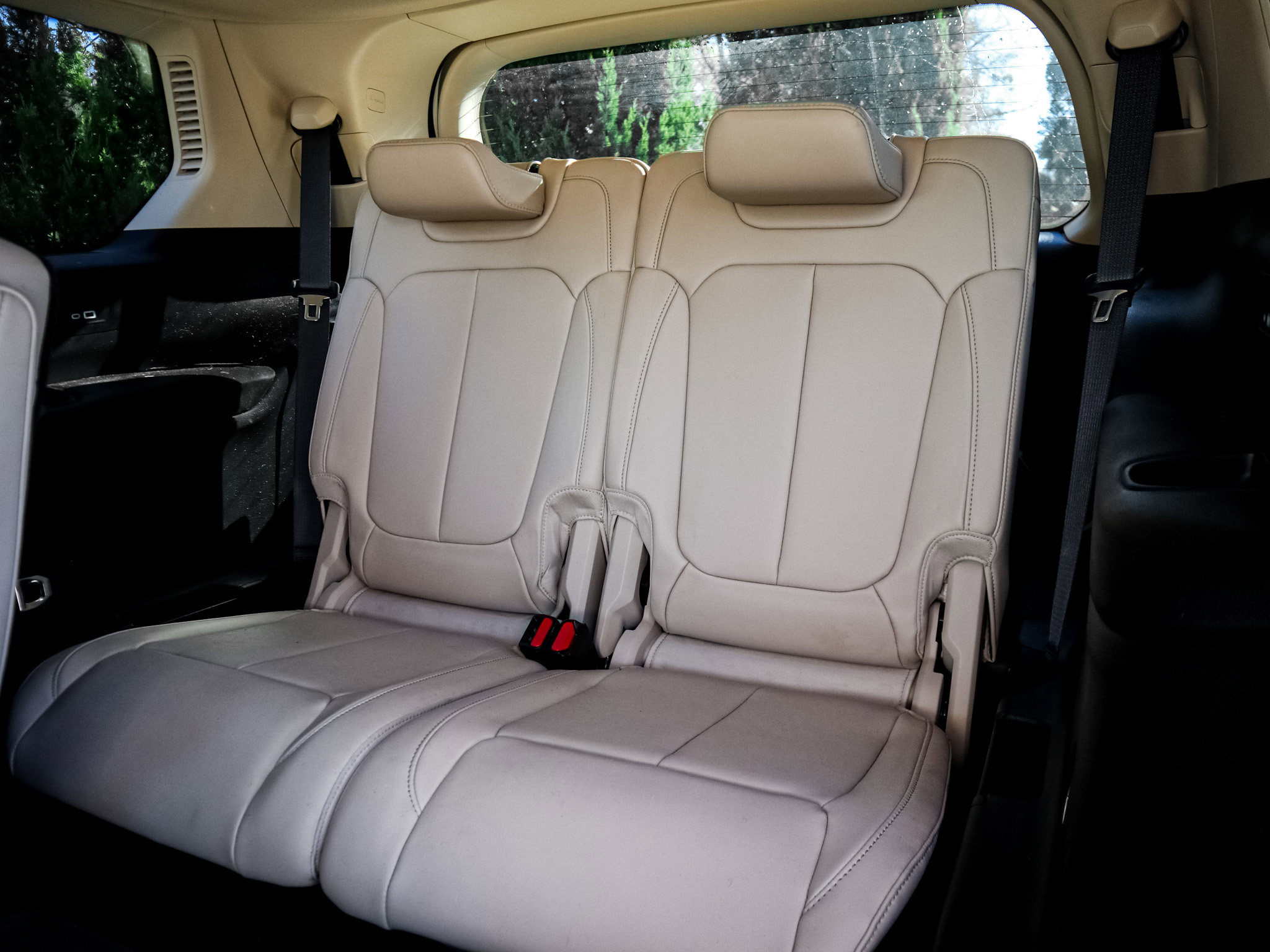 Used 2021 Jeep Grand Cherokee L Limited w/ Trailer Tow Group (B) image 9