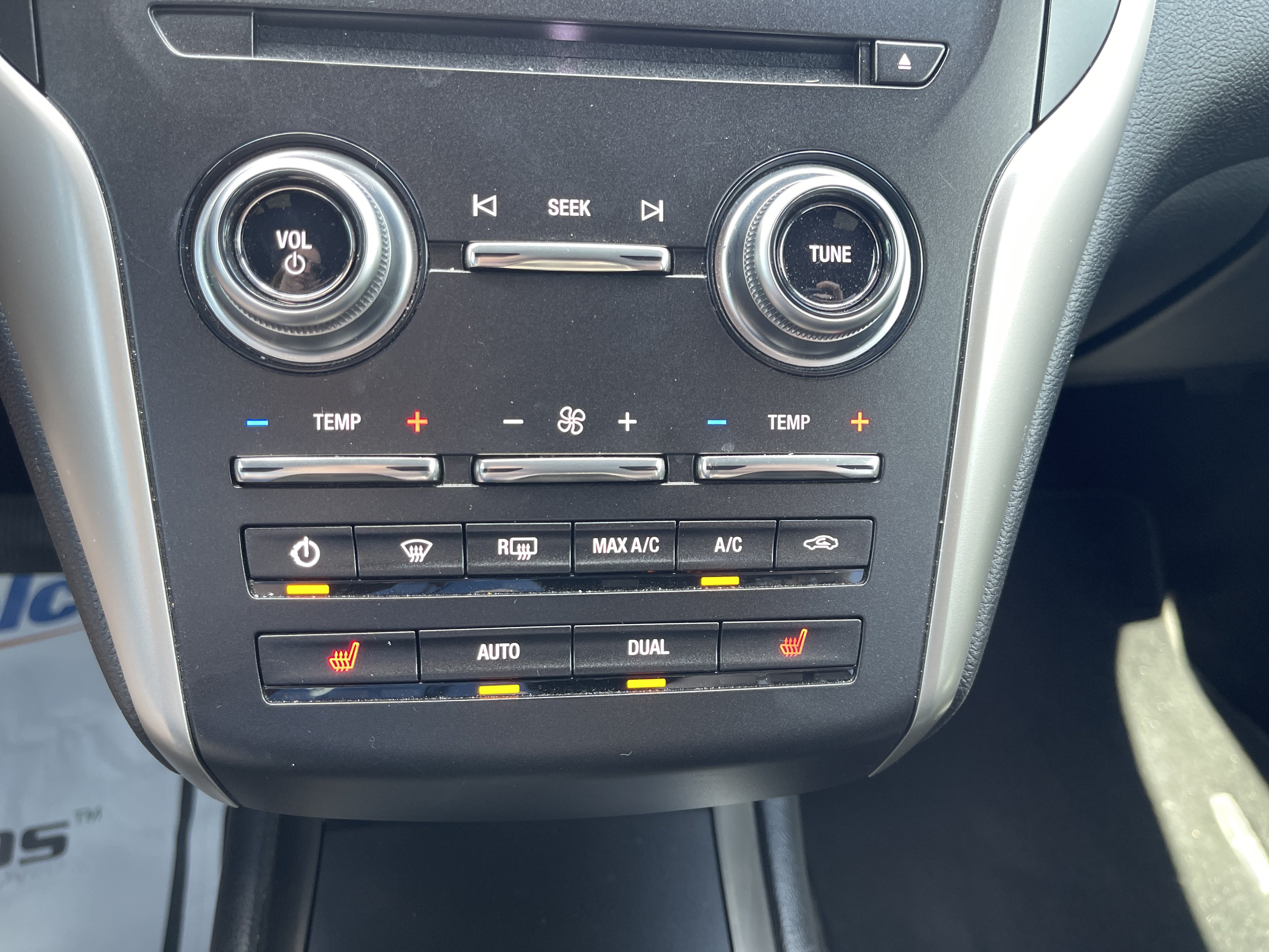 Used 2019 Lincoln MKC Select w/ Select Plus Package FWD image 29