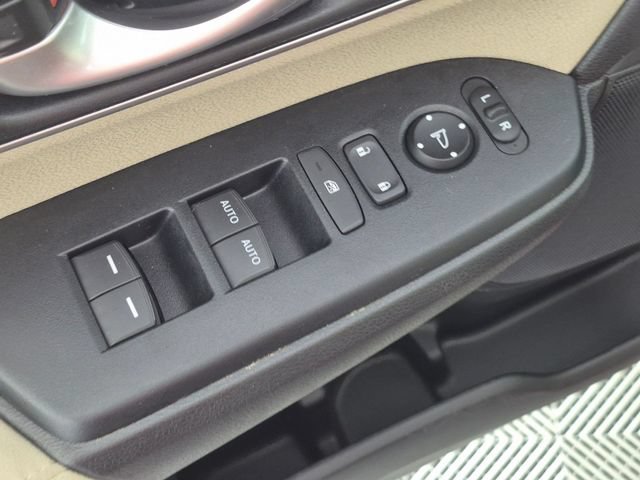 Used 2019 Honda CR-V EX image 12