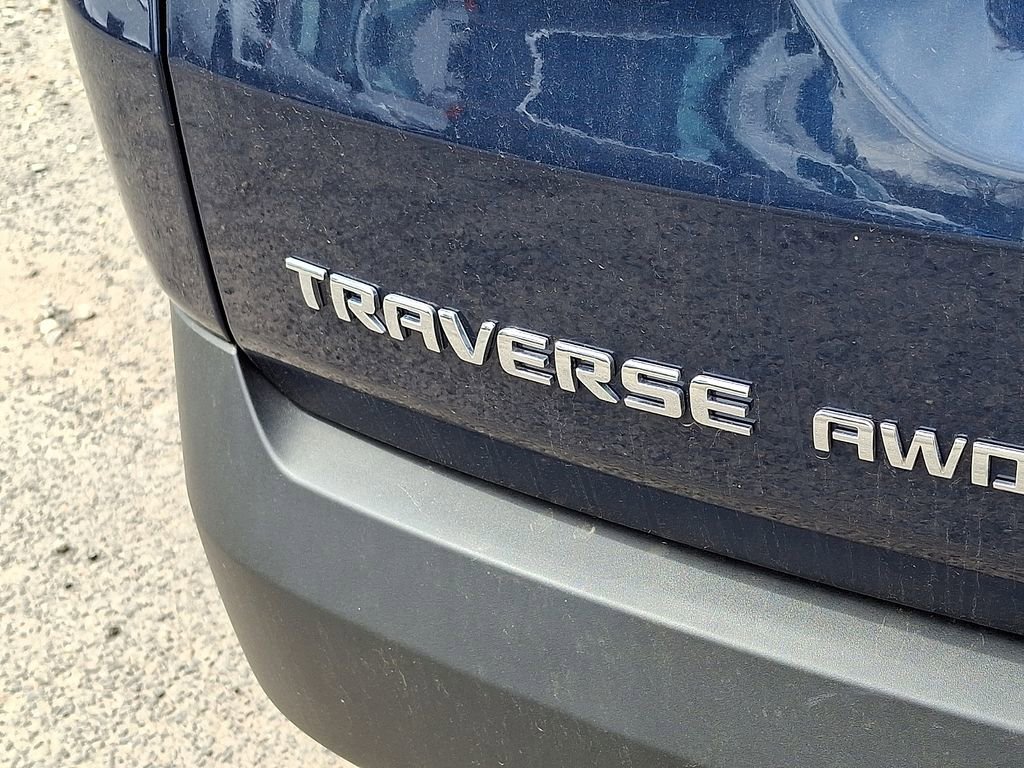 Used 2023 Chevrolet Traverse LT image 31