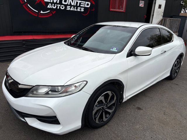 Used 2017 Honda Accord LX-S image 2