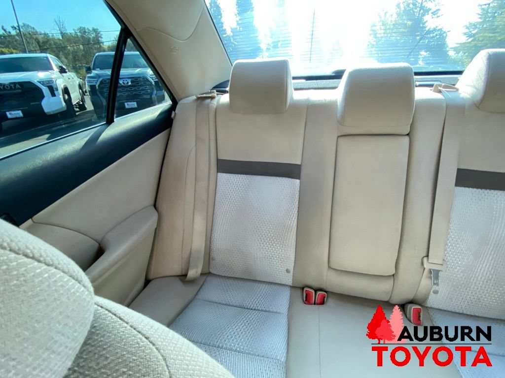 Used 2012 Toyota Camry XLE FWD image 16