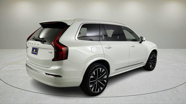 New 2026 Volvo XC90 T8 Plus w/ Protection Package Premier AWD/4WD image 4