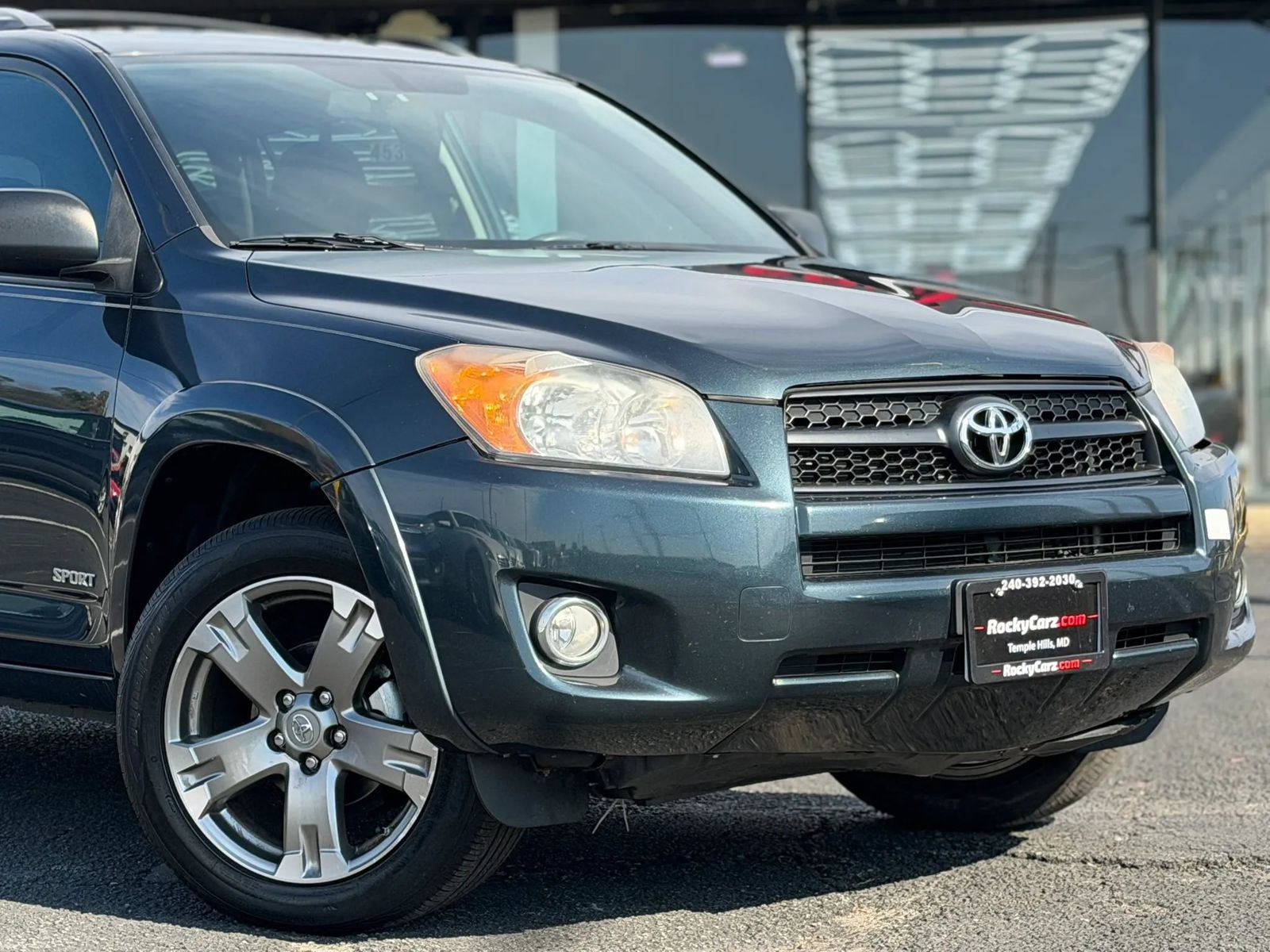 Used 2011 Toyota RAV4 Sport w/ Sport Extra Value Pkg AWD/4WD image 2