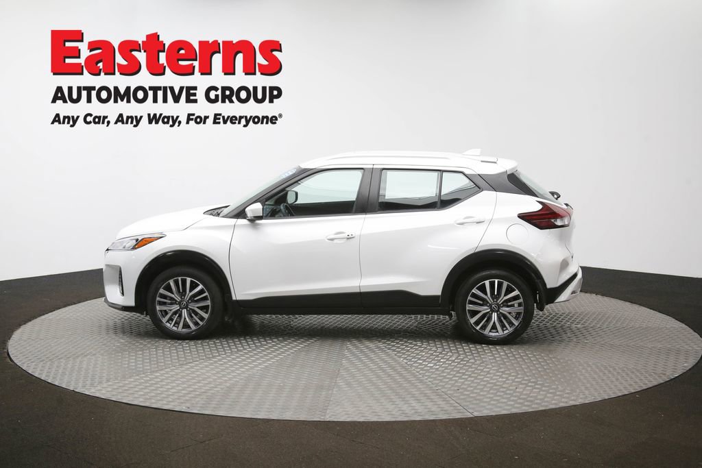 Used 2023 Nissan Kicks SV image 59