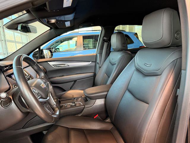 Used 2023 Cadillac XT5 Luxury image 9