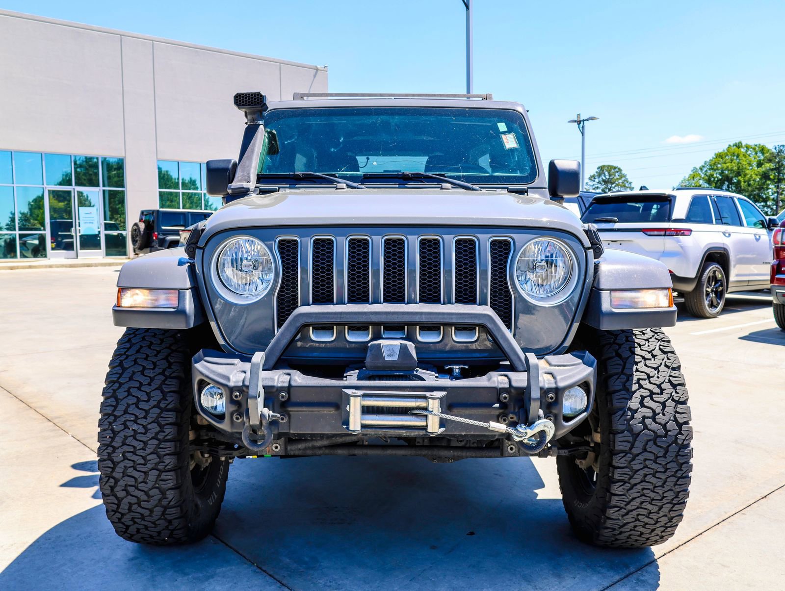 Used 2020 Jeep Wrangler Unlimited Sahara image 5