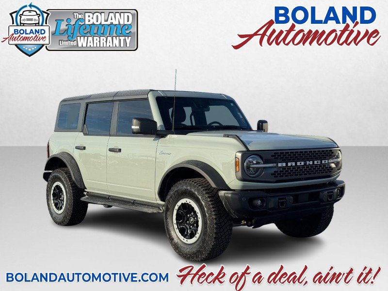 Used 2023 Ford Bronco Badlands video 1
