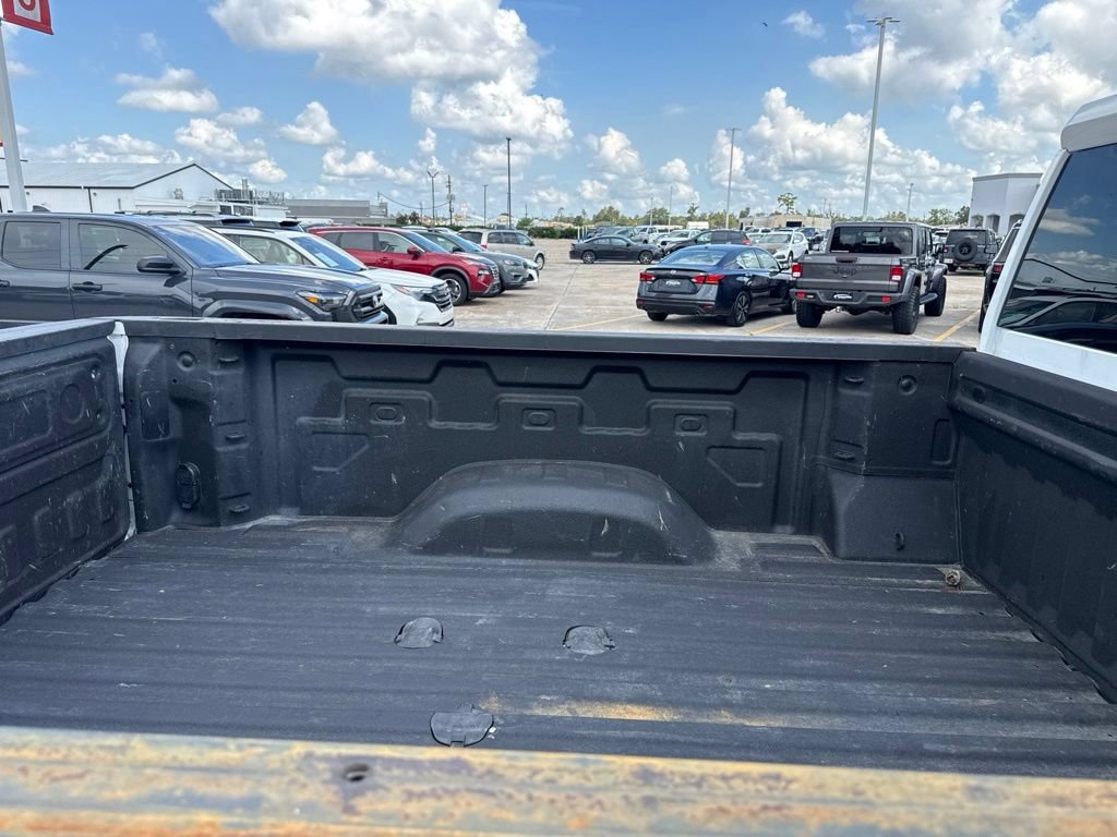 Used 2025 Chevrolet Silverado 2500 Custom AWD/4WD image 9
