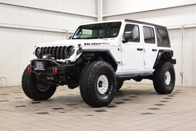 Used 2024 Jeep Wrangler Rubicon image 3