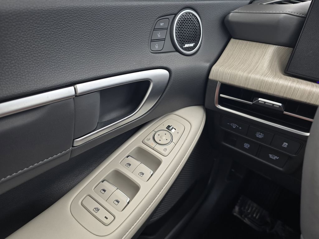 Used 2024 Hyundai Sonata Limited FWD image 23