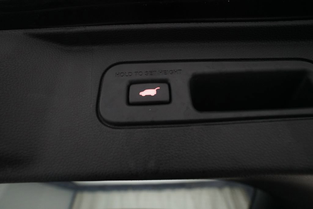 Used 2023 Honda Pilot EX-L image 15