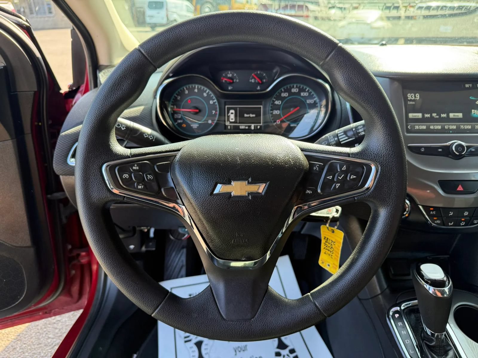 Used 2017 Chevrolet Cruze LT FWD image 26
