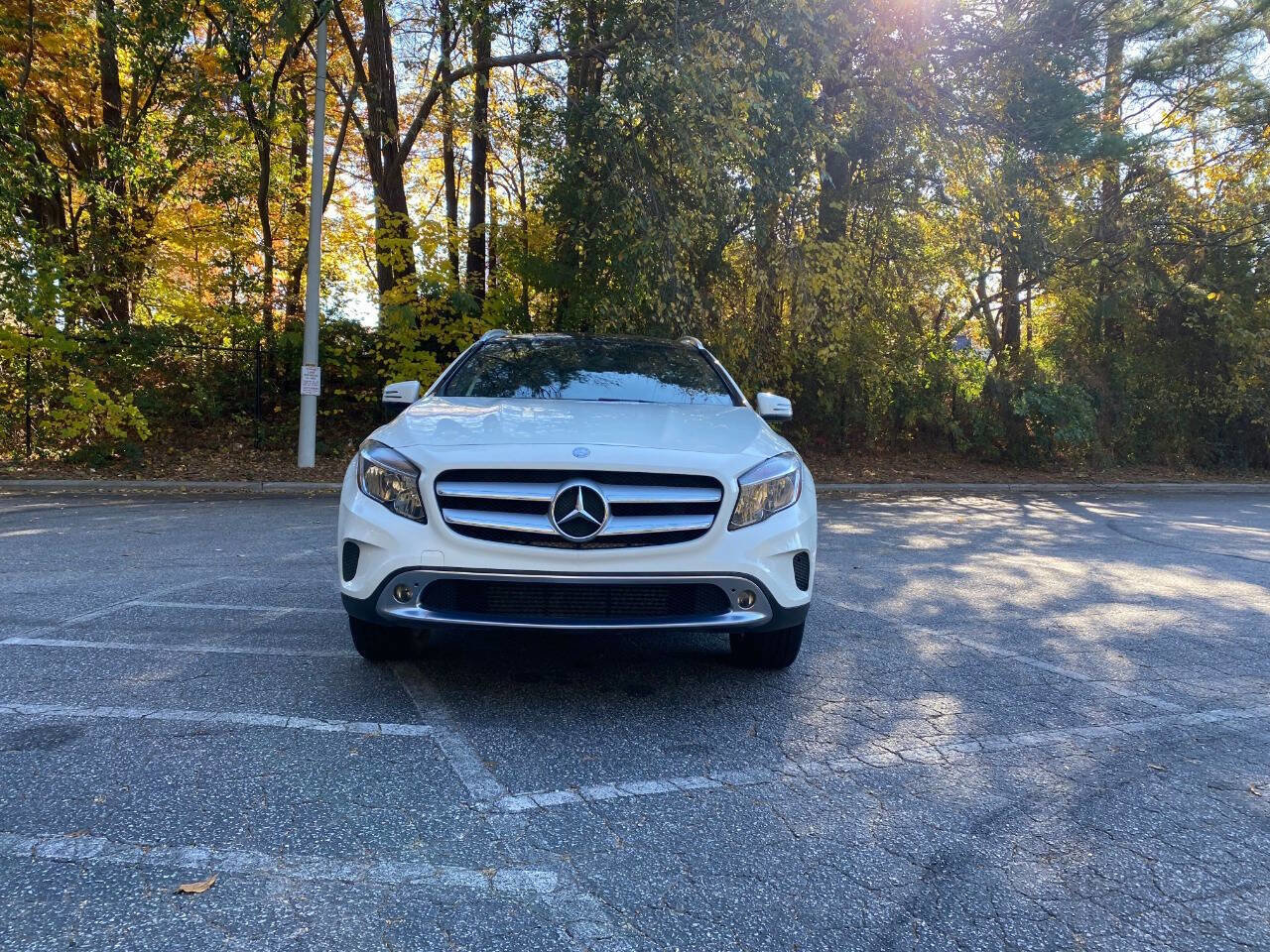 Used 2017 Mercedes-Benz GLA 250 4MATIC image 2