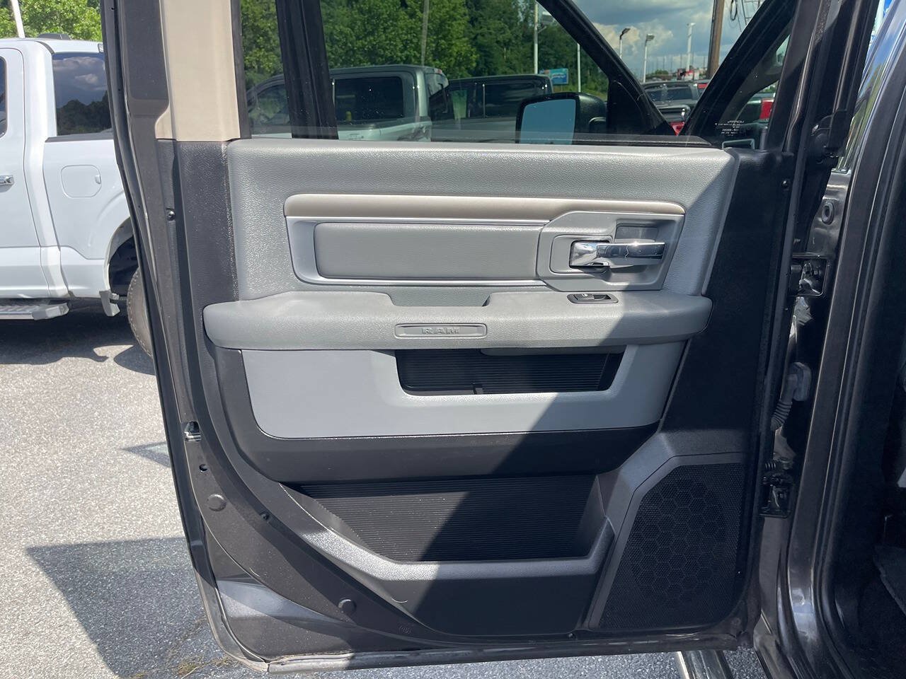 Used 2016 RAM 1500 Big Horn AWD/4WD image 26
