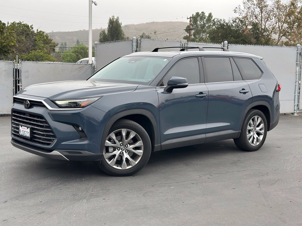 Certified 2024 Toyota Grand Highlander AWD image 1