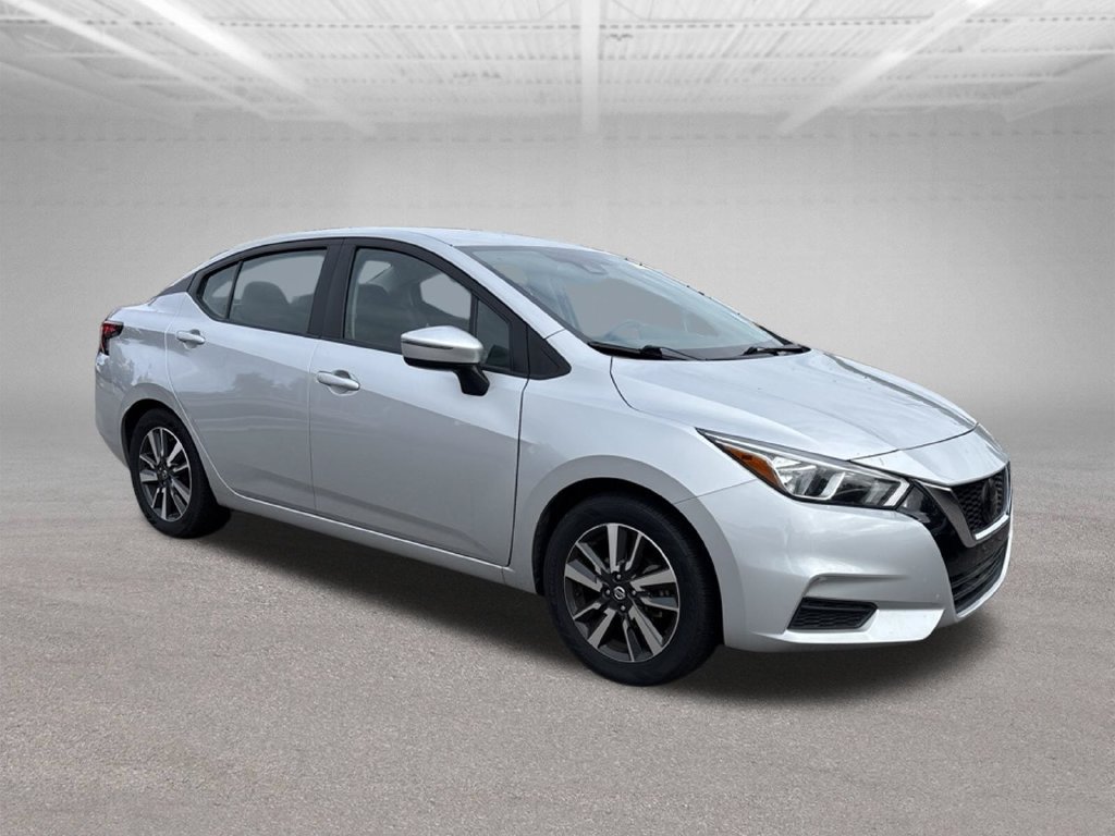 Used 2021 Nissan Versa SV FWD image 2