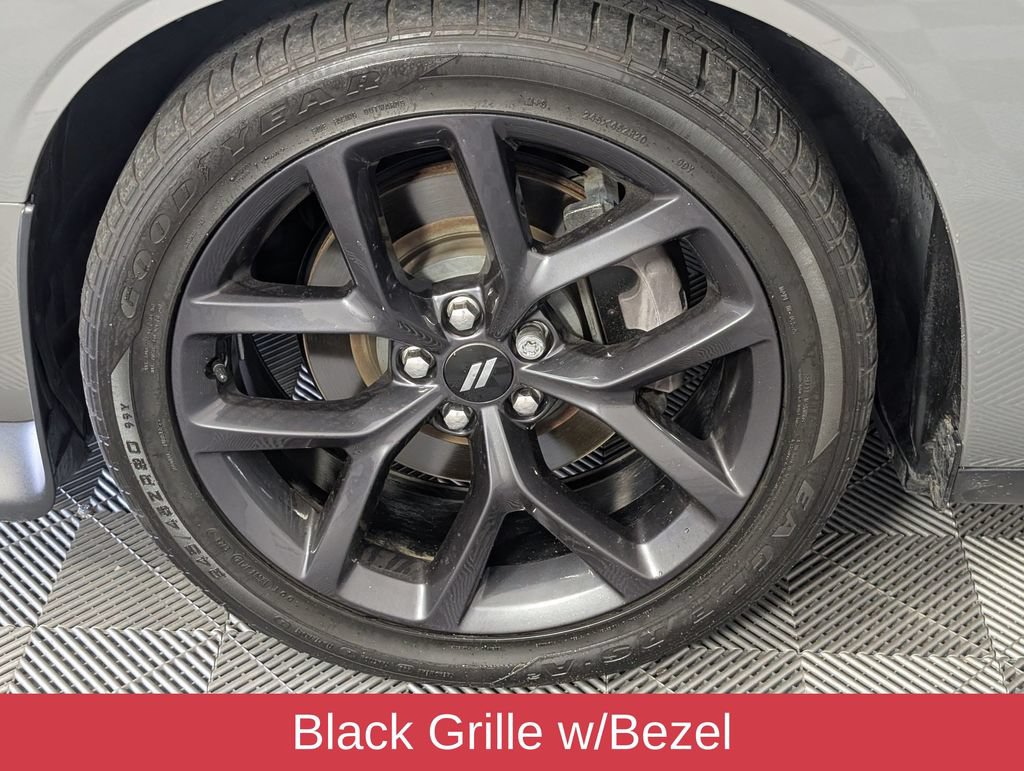 Used 2019 Dodge Challenger R/T w/ Blacktop Package RWD image 8