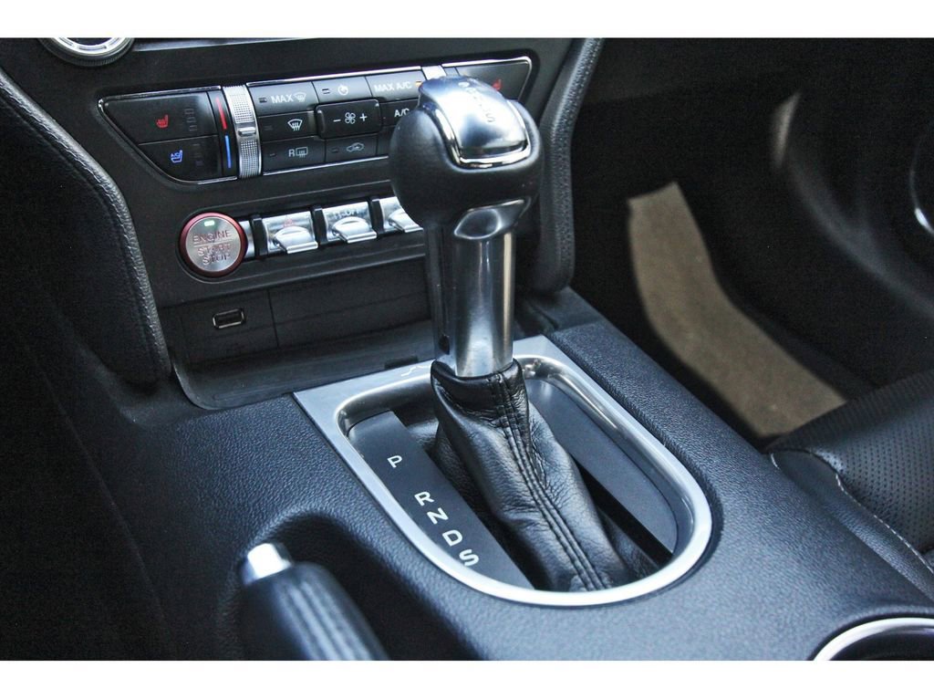 Used 2022 Ford Mustang Premium image 28