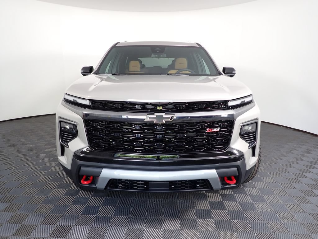 New 2027 Chevrolet Traverse Z71 w/ LPO, Floor Liner Package AWD/4WD image 11