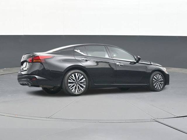 Used 2024 Nissan Altima 2.5 SV image 49