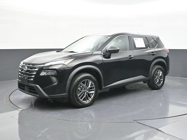 Used 2024 Nissan Rogue S AWD/4WD image 4