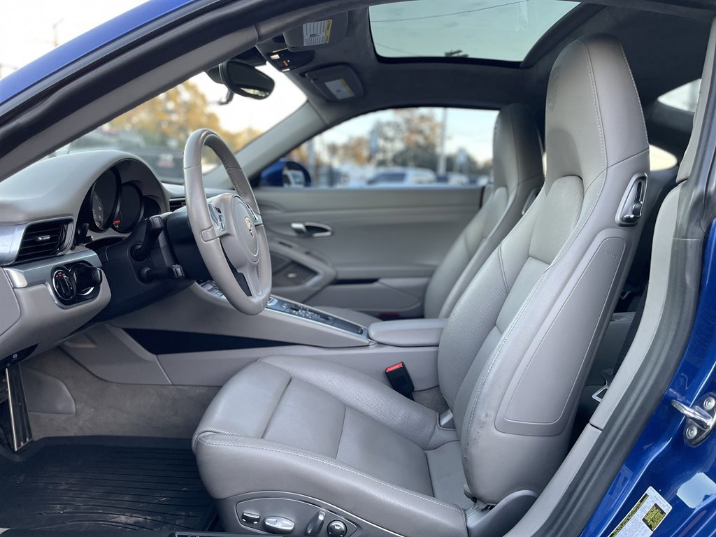 Used 2013 Porsche 911 Carrera S image 21