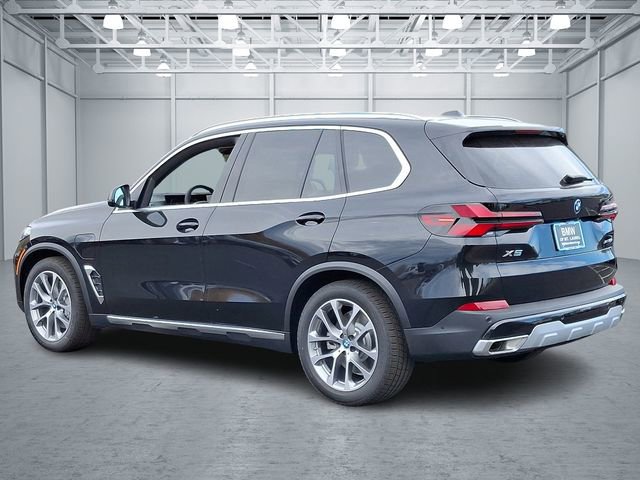 Certified 2025 BMW X5 xDrive50e w/ Premium Package image 7