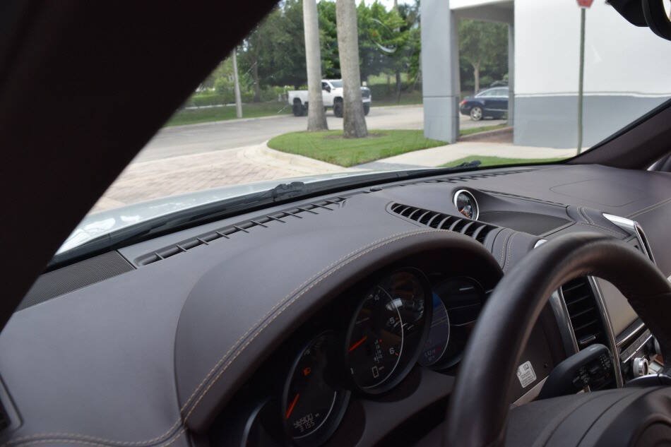 Used 2013 Porsche Cayenne Diesel AWD/4WD image 71