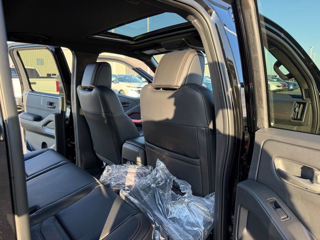 New 2026 Nissan Frontier PRO-4X w/ Pro Premium Package image 21