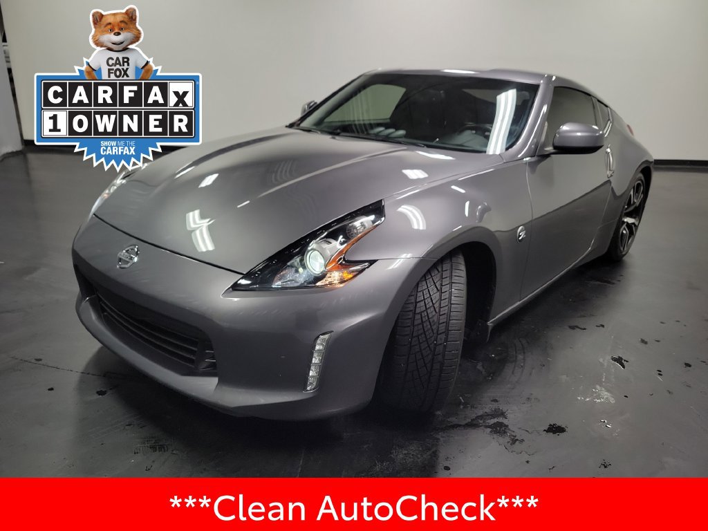 Used 2020 Nissan 370Z Touring Sport RWD image 4