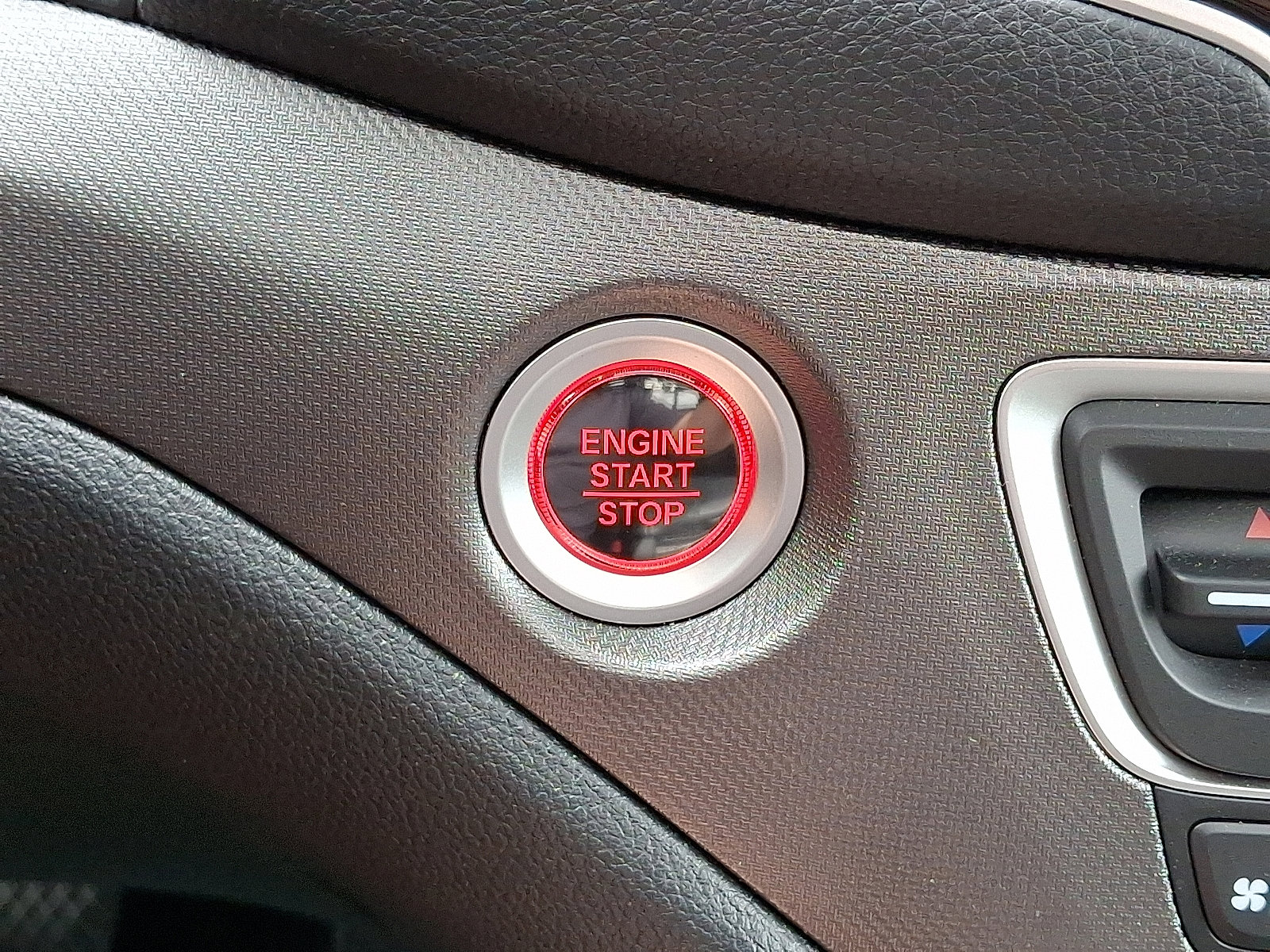 Used 2025 Honda Ridgeline RTL image 23