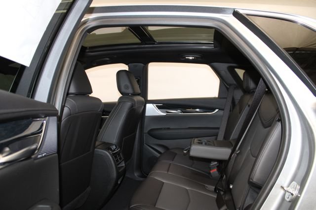 New 2026 Cadillac XT5 Premium Luxury w/ Driver Assist Package AWD/4WD image 7