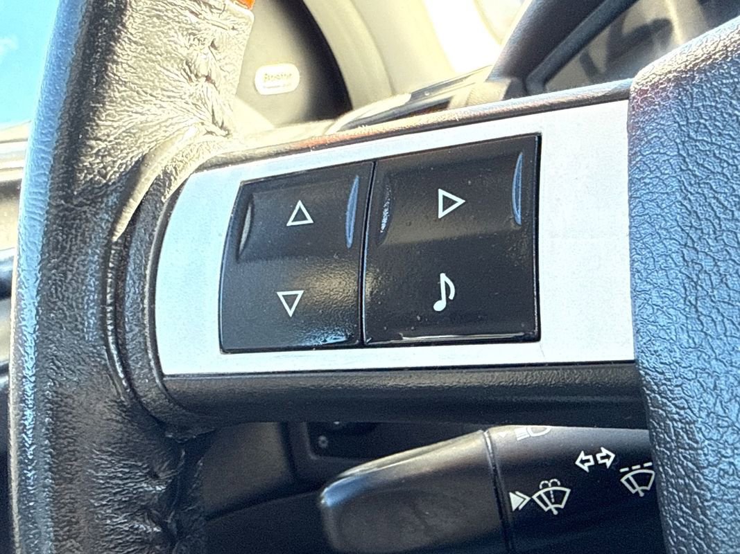 Used 2010 Chrysler 300 C w/ Luxury Group II image 25