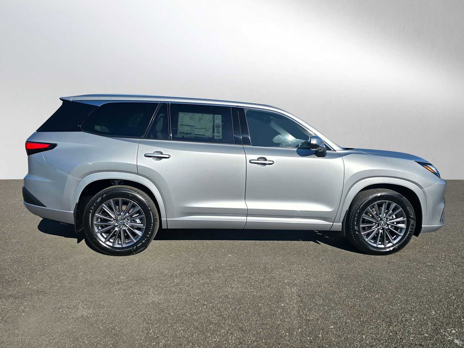 New 2026 Lexus TX 350 AWD image 2