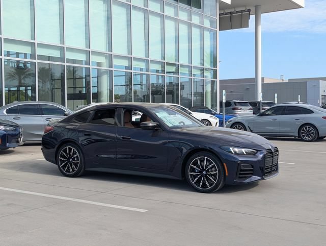 New 2026 BMW M440i w/ Premium Package RWD image 4