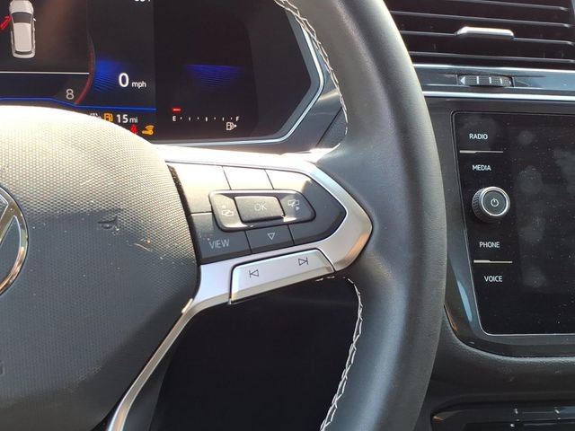 Used 2022 Volkswagen Tiguan SE image 19