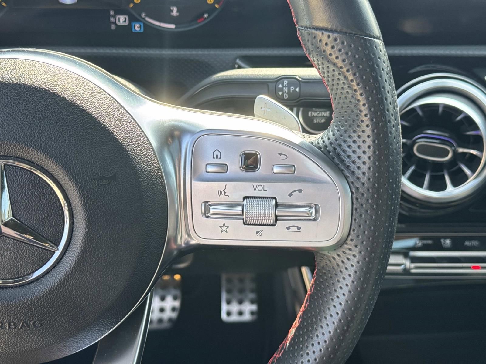 Used 2023 Mercedes-Benz CLA 250 image 23