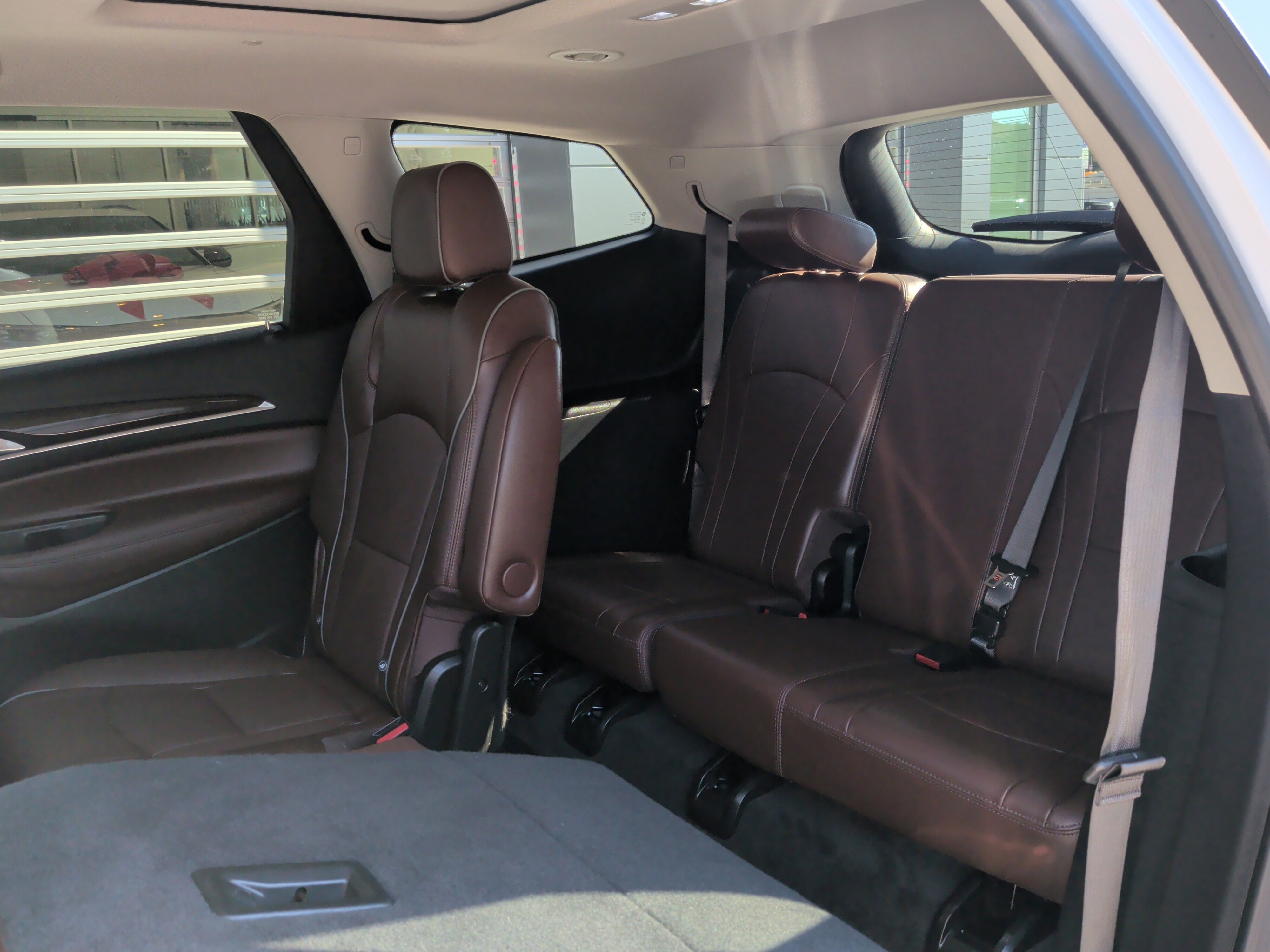 Used 2020 Buick Enclave Avenir w/ Avenir Technology Package image 18