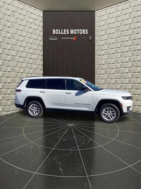 Certified 2023 Jeep Grand Cherokee L Laredo w/ Luxury Tech Group I AWD/4WD image 3