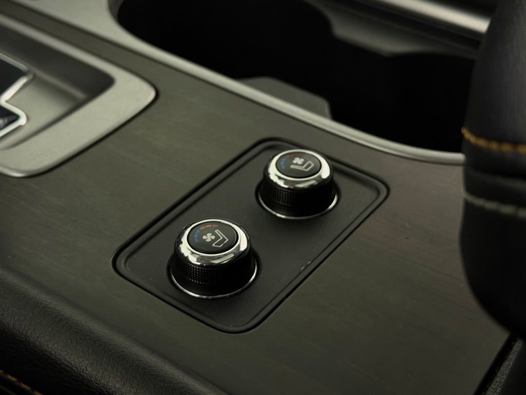 Used 2023 Nissan Murano Platinum w/ Cargo Package image 18