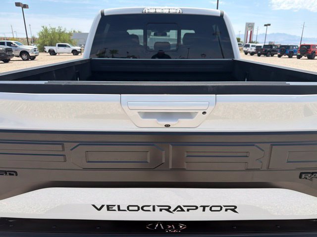 Used 2018 Ford F150 Raptor w/ Equipment Group 802A Luxury AWD/4WD image 10
