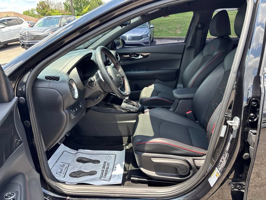 Used 2022 Kia Forte GT FWD image 14