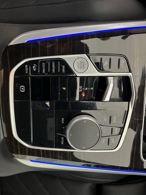 Used 2024 BMW X5 xDrive40i w/ M Sport Package image 18