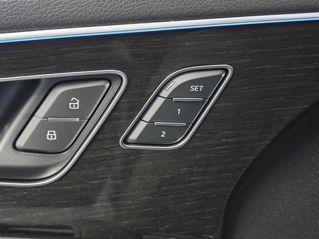 New 2026 Audi Q8 Premium Plus AWD/4WD image 13